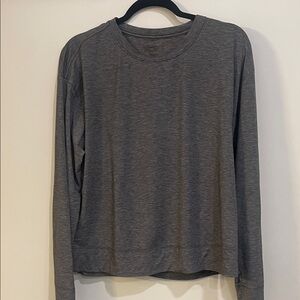 Patagonia gray long sleeve twist back T-shirt